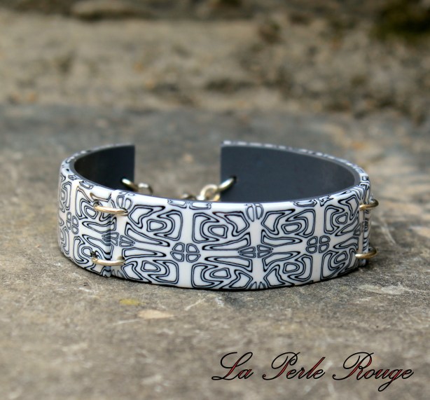 Bracelet rigide noir et blanc